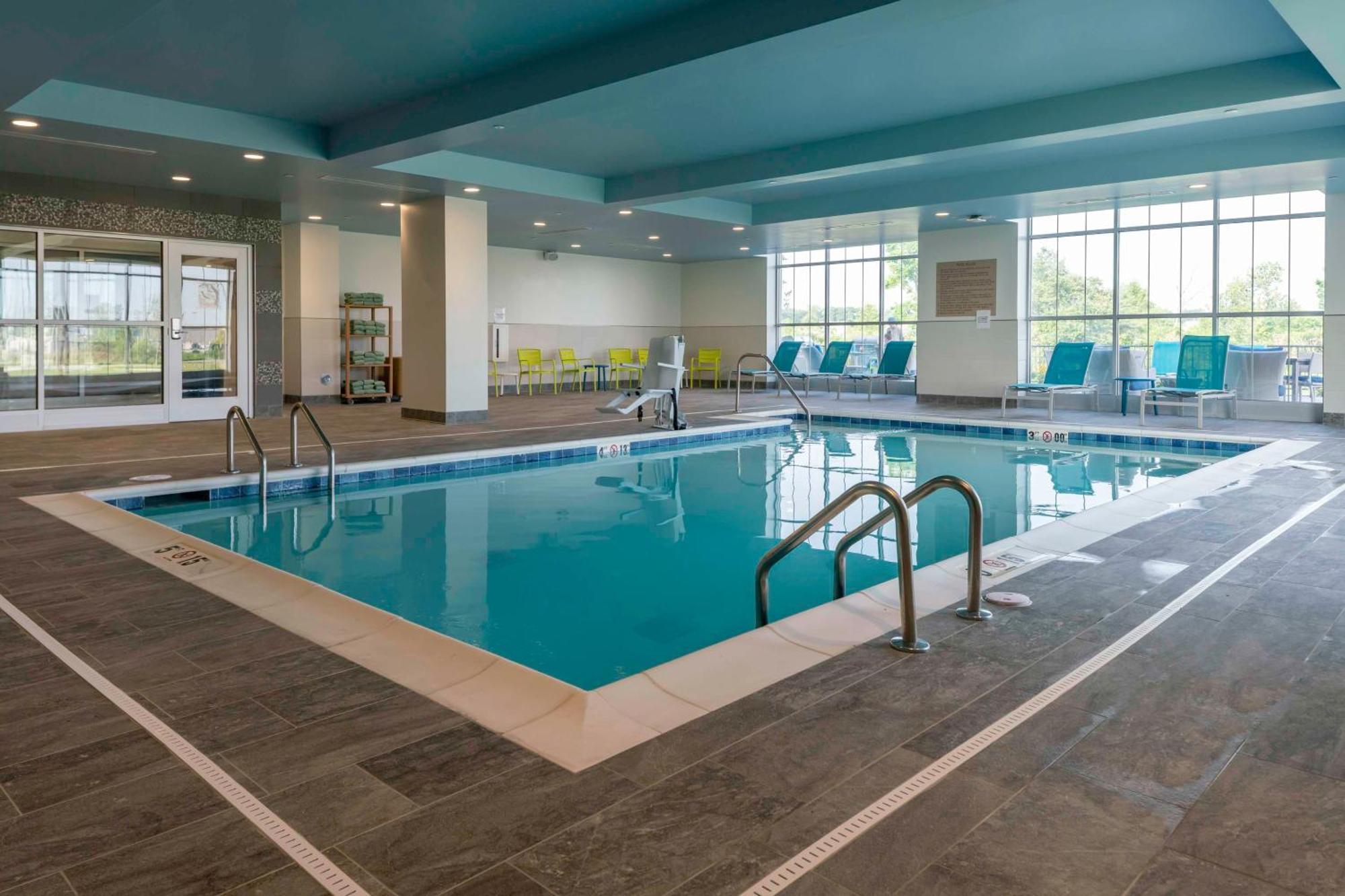 Home2 Suites By Hilton Fort Wayne North Sunnybrook Acres Екстериор снимка